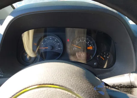 2017 Jeep Compass Sport 4X4 z USA, uszkodzony, nr VIN 1C4NJDBB8HD142917